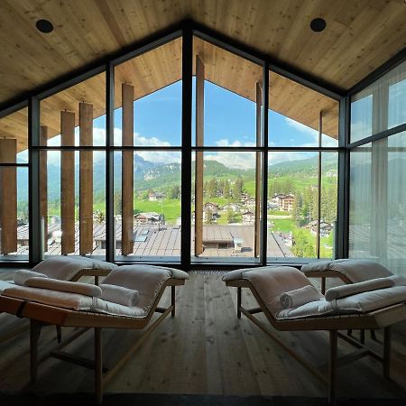 Hotel De Len Cortina d'Ampezzo Bagian luar foto