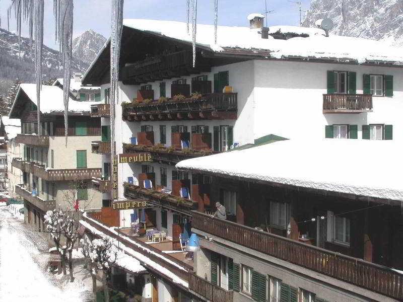 Hotel De Len Cortina d'Ampezzo Bagian luar foto